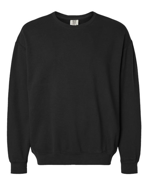 Black crewneck sweatshirt with ribbed cuffs and hem