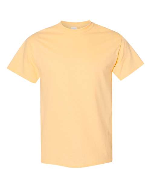 Heavy cotton t-shirt in light yellow, short sleeves, crew neck, solid color.