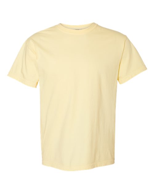 Heavyweight T-shirt in pale yellow with crew neck and short sleeves